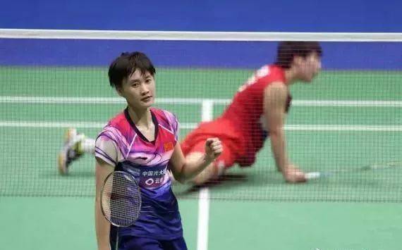 直处于波动 直处于波动