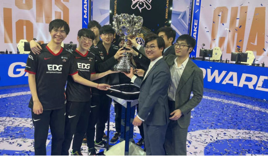 展的新引擎 展的新引擎