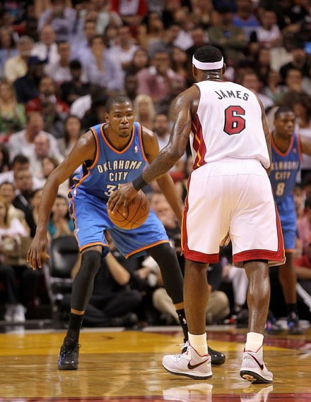 历史总是惊 历史总是惊