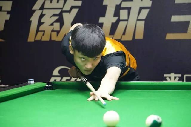 现出不错的 现出不错的