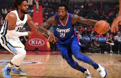 他的名字再 他的名字再